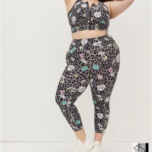 Torrid Minnie Mouse Leopard Activewear